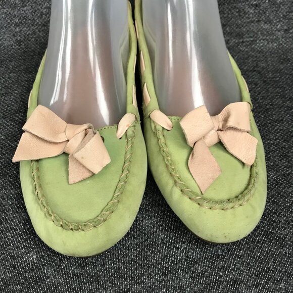 Born Crown Women’s 6.5 Distressed Green Leather Bow Slip On Ballerina Flats - Picture 4 of 8